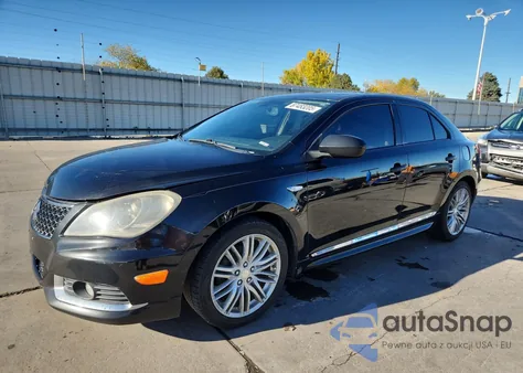 2012 Suzuki Kizashi Sport Sls z USA, uszkodzony, nr VIN JS2RF9A82C6100980